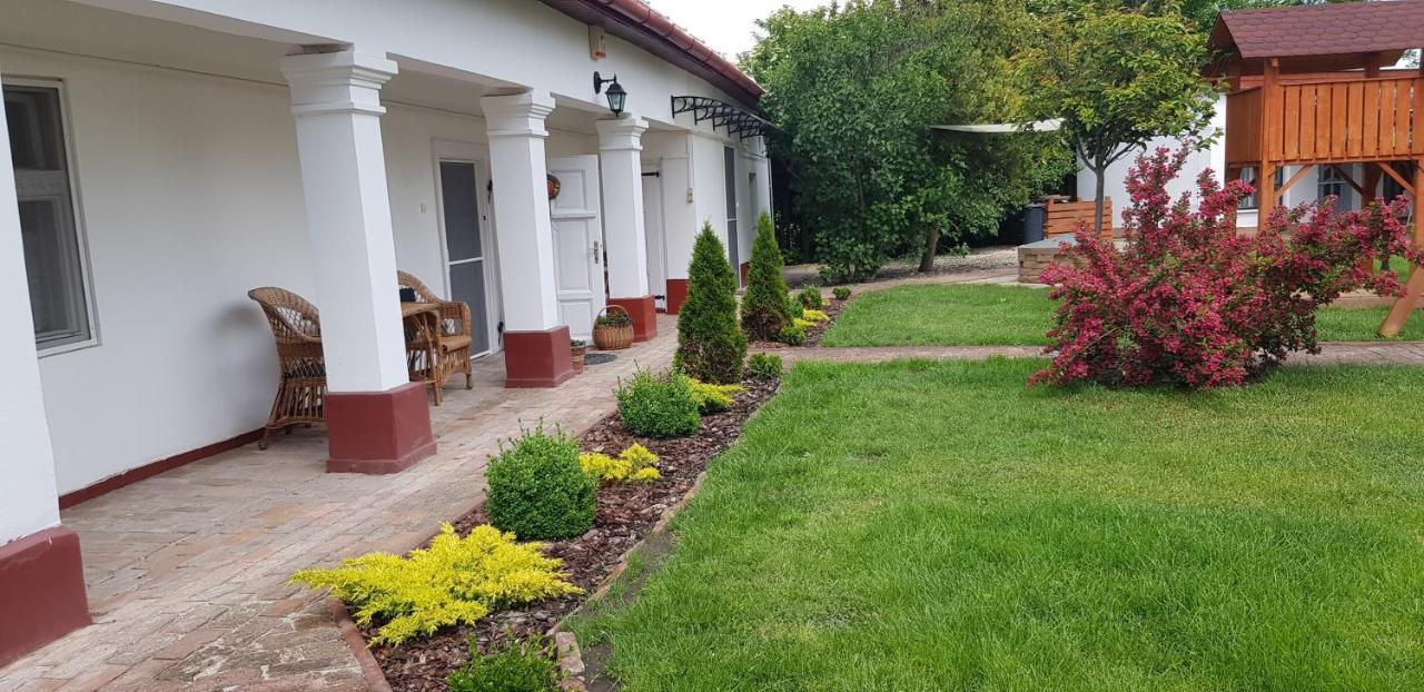 Dom wakacyjny Harmónia Parasztház Poroszló